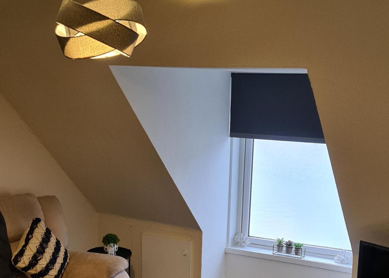 Inviting 1-Bed Apartment In Campbeltown Loch Views エクステリア 写真