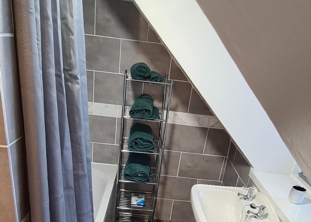 Inviting 1-Bed Apartment In Campbeltown Loch Views エクステリア 写真